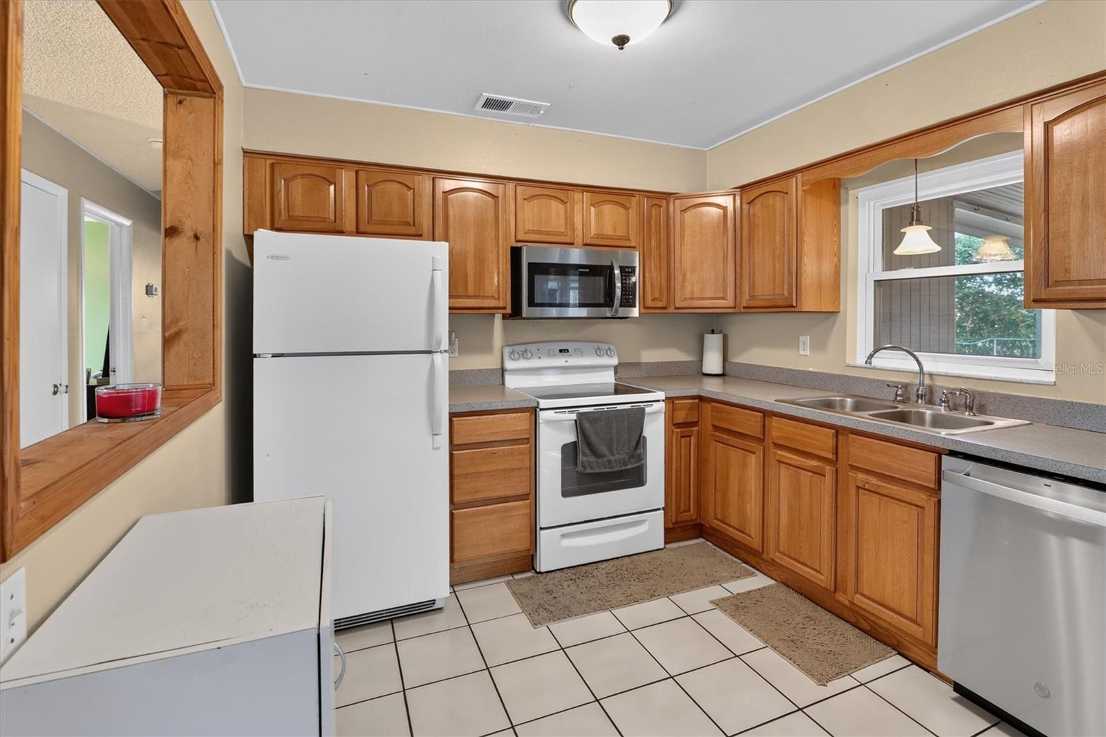 14734 MITCHELL ST — photo 12