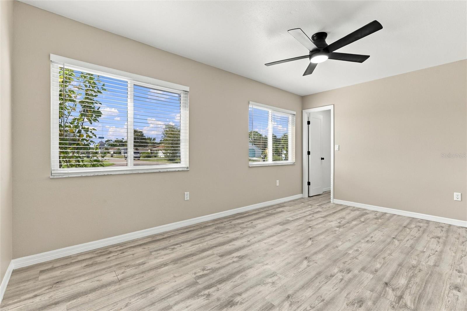 7070 ODOM PL — photo 19