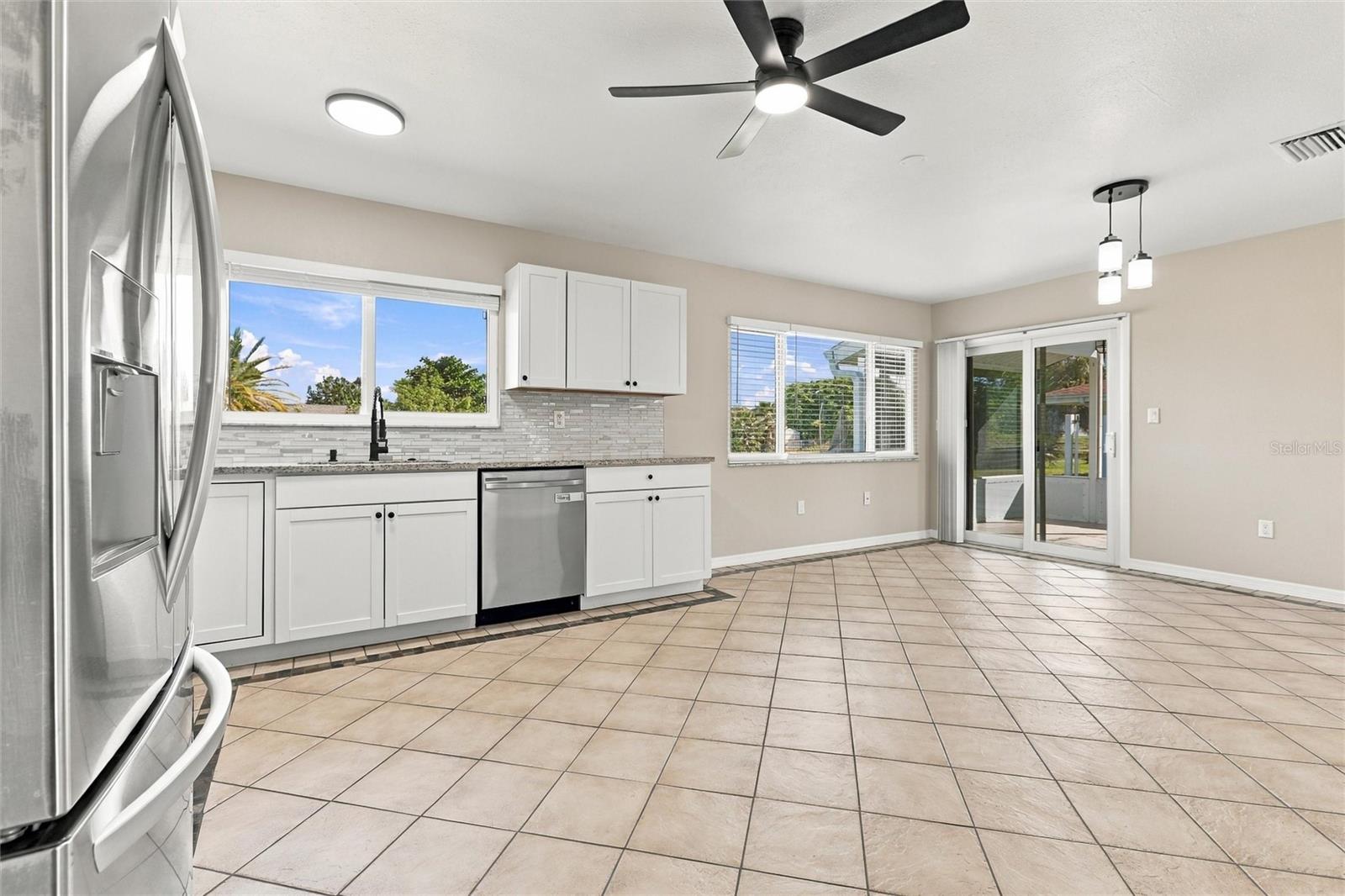 7070 ODOM PL — photo 11