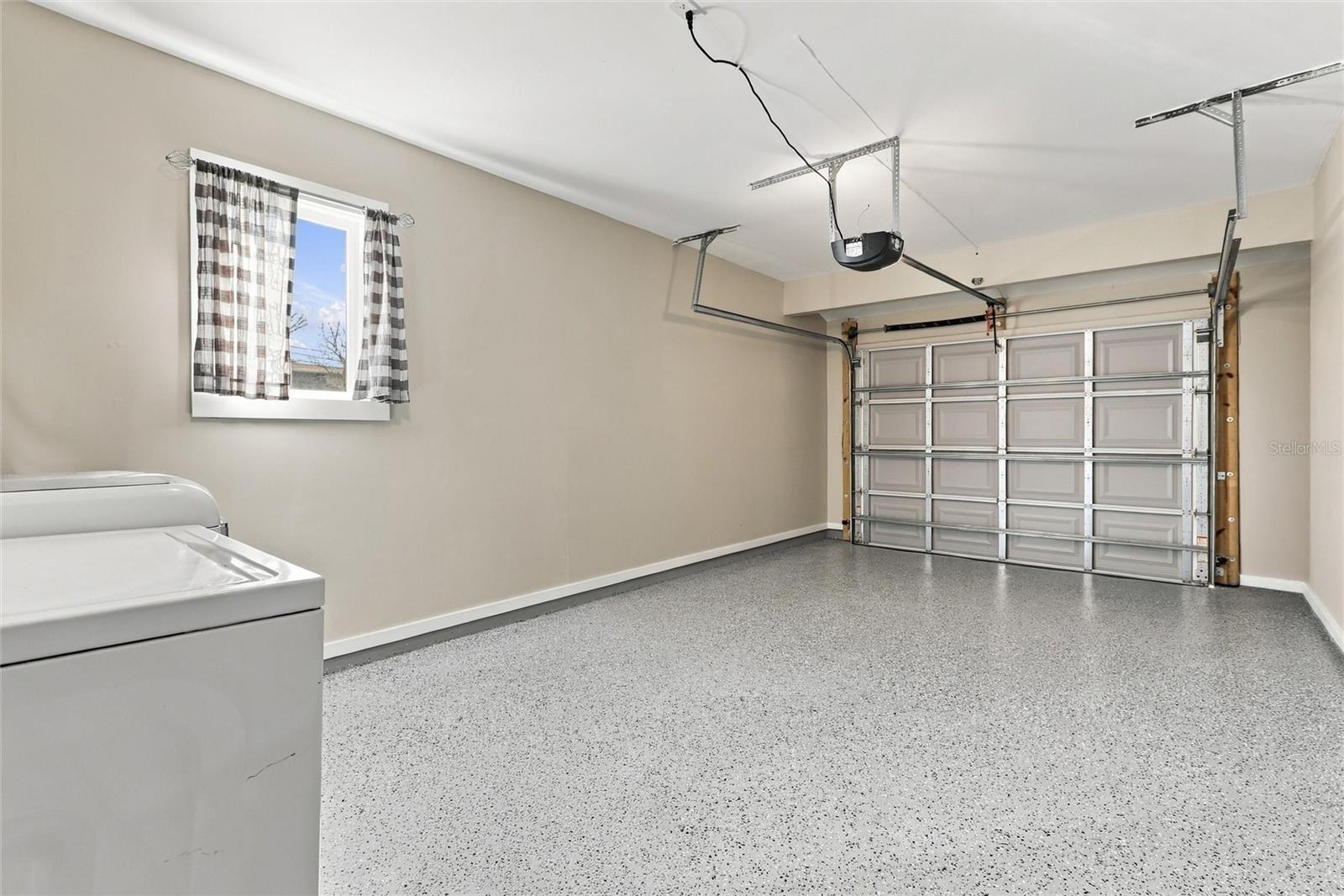 7070 ODOM PL — photo 24