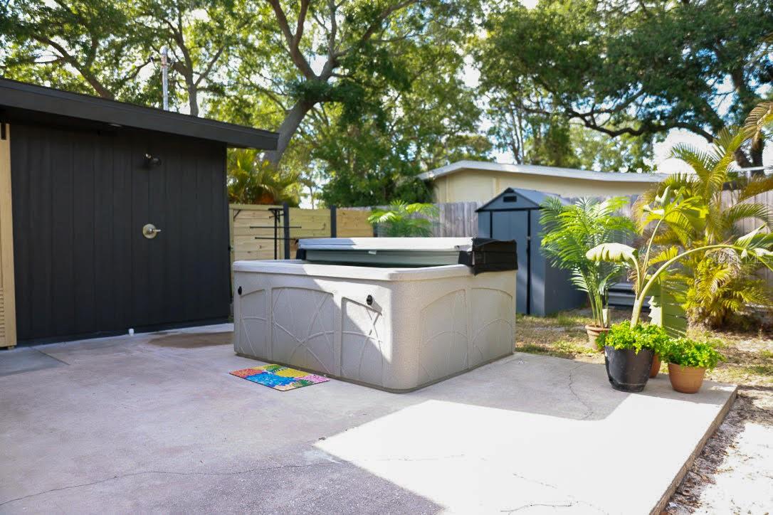 405 MANOR BLVD — photo 29