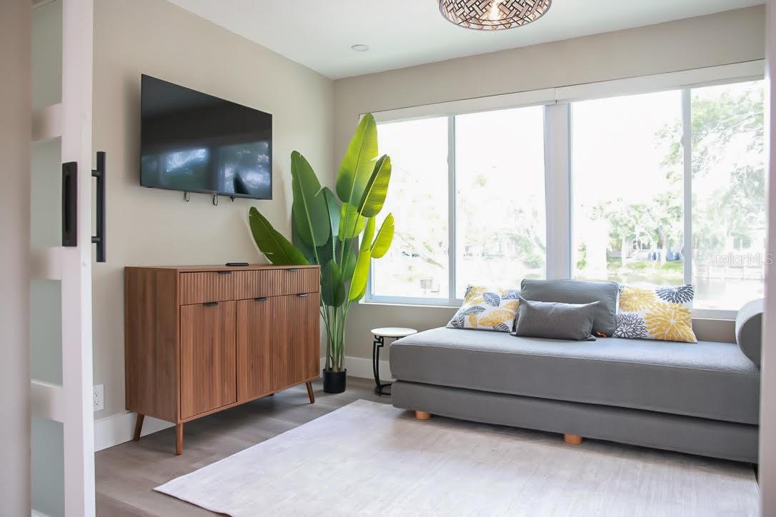 405 MANOR BLVD — photo 19