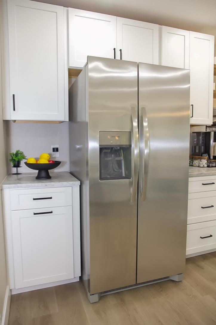 405 MANOR BLVD — photo 12