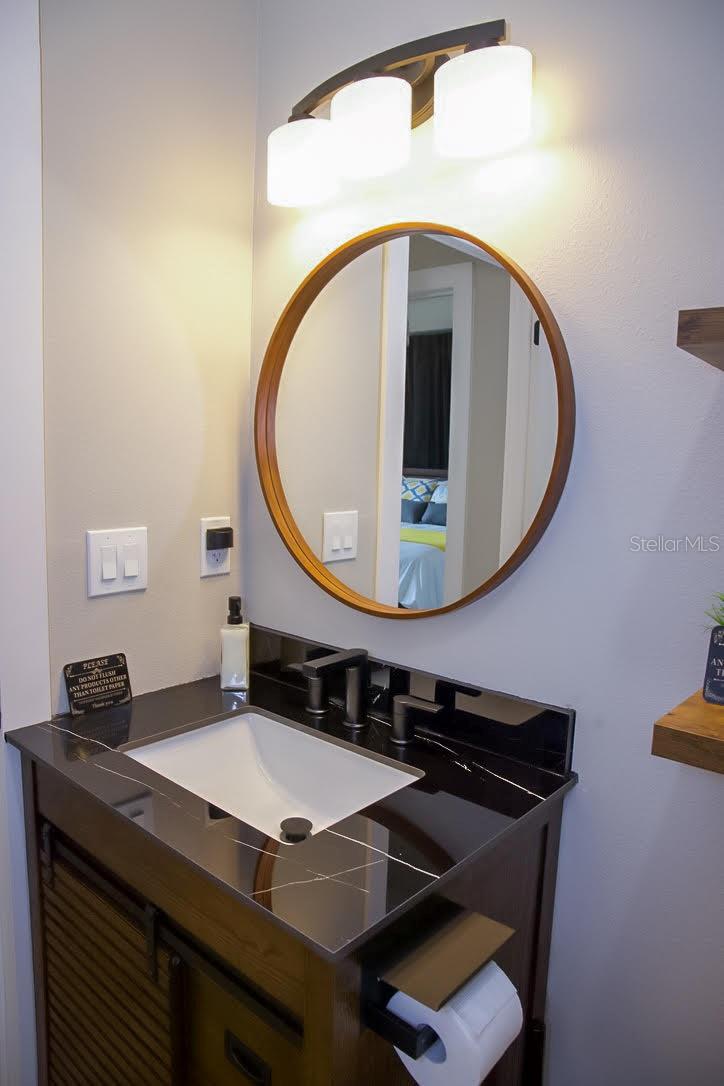 405 MANOR BLVD — photo 49