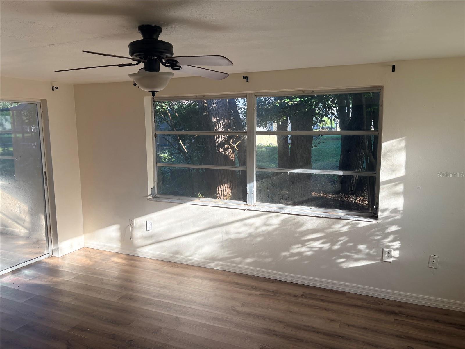 8403 CLOVER HILL LOOP — photo 4
