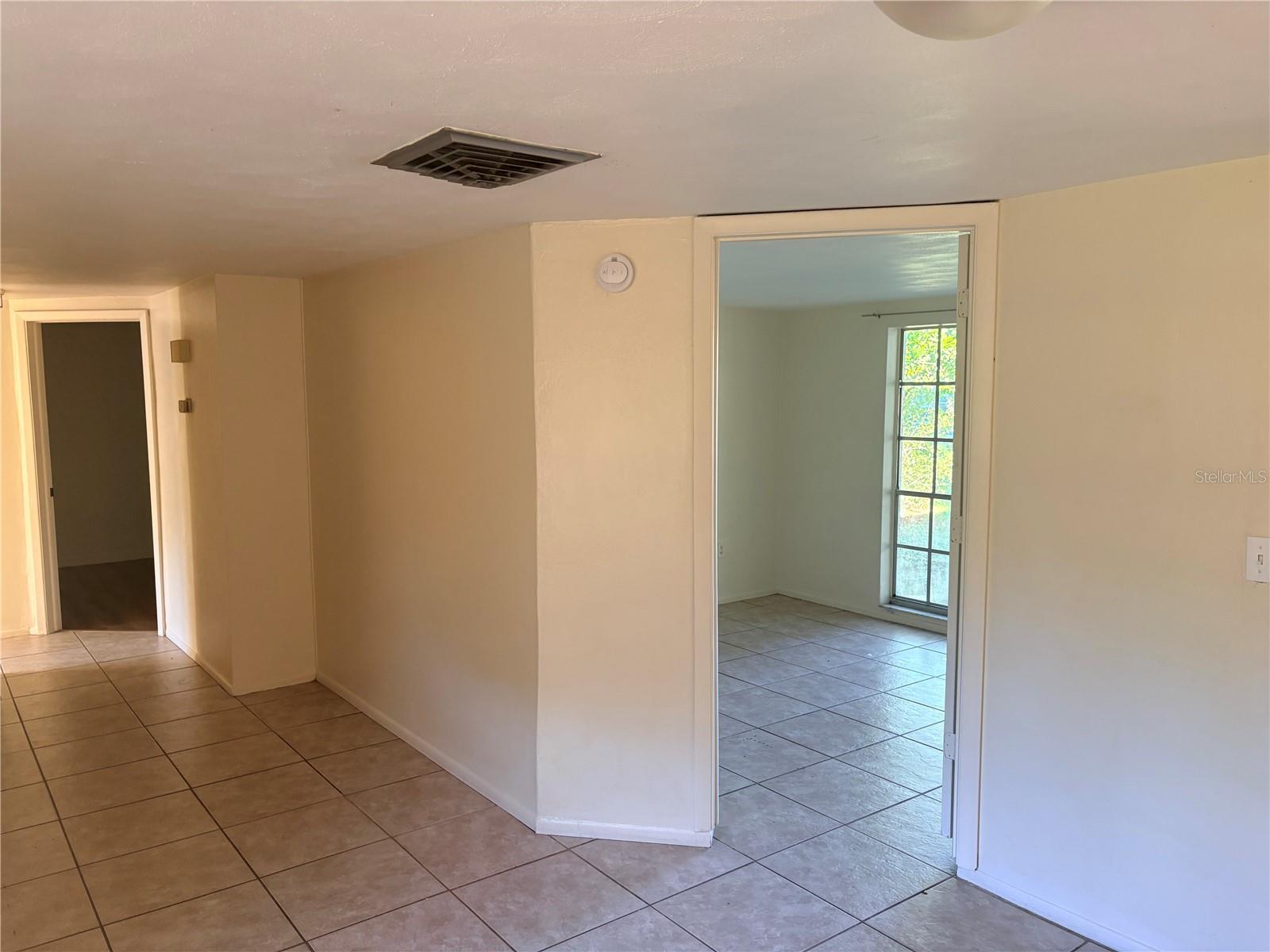8403 CLOVER HILL LOOP — photo 6