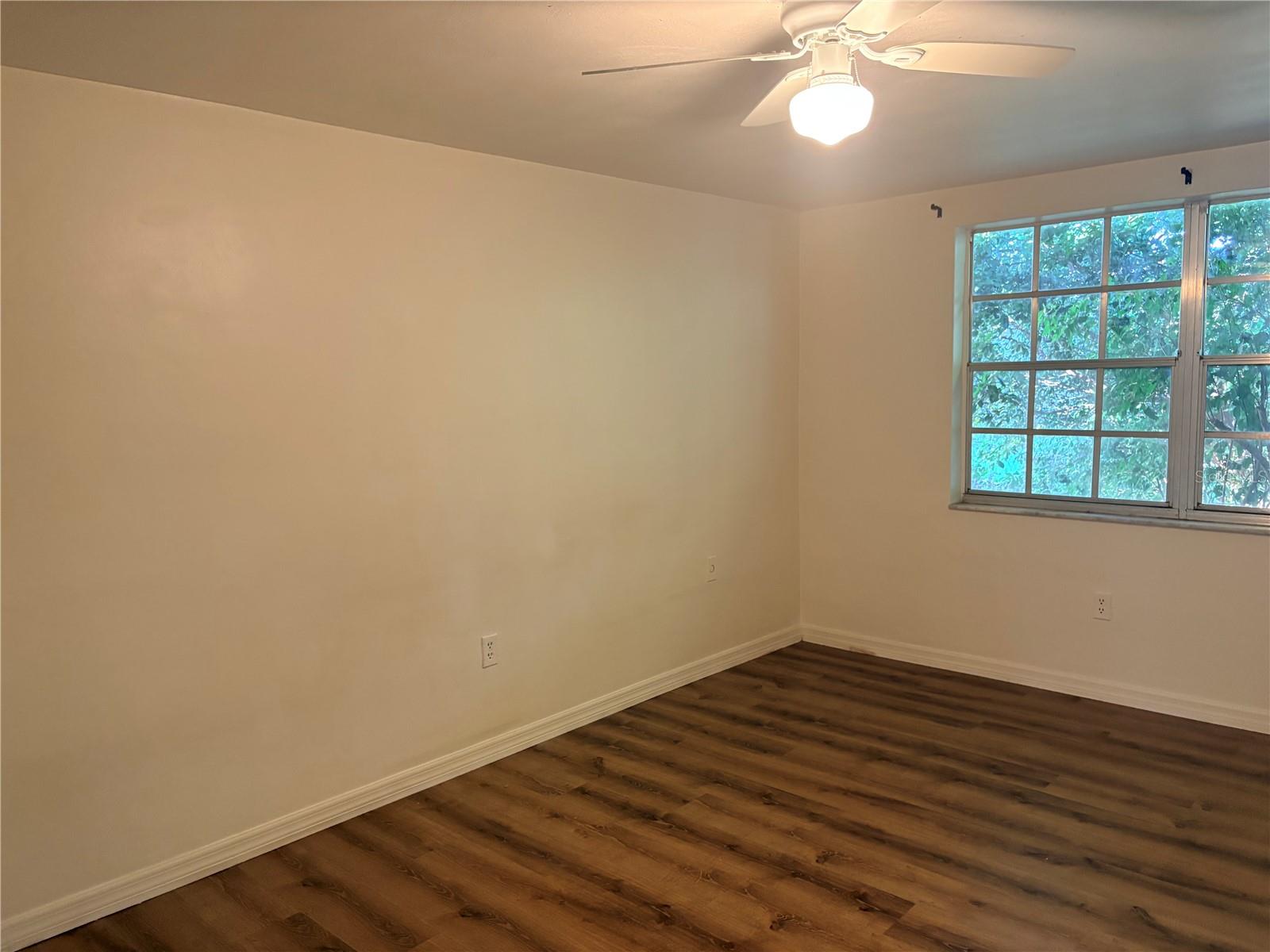 8403 CLOVER HILL LOOP — photo 10