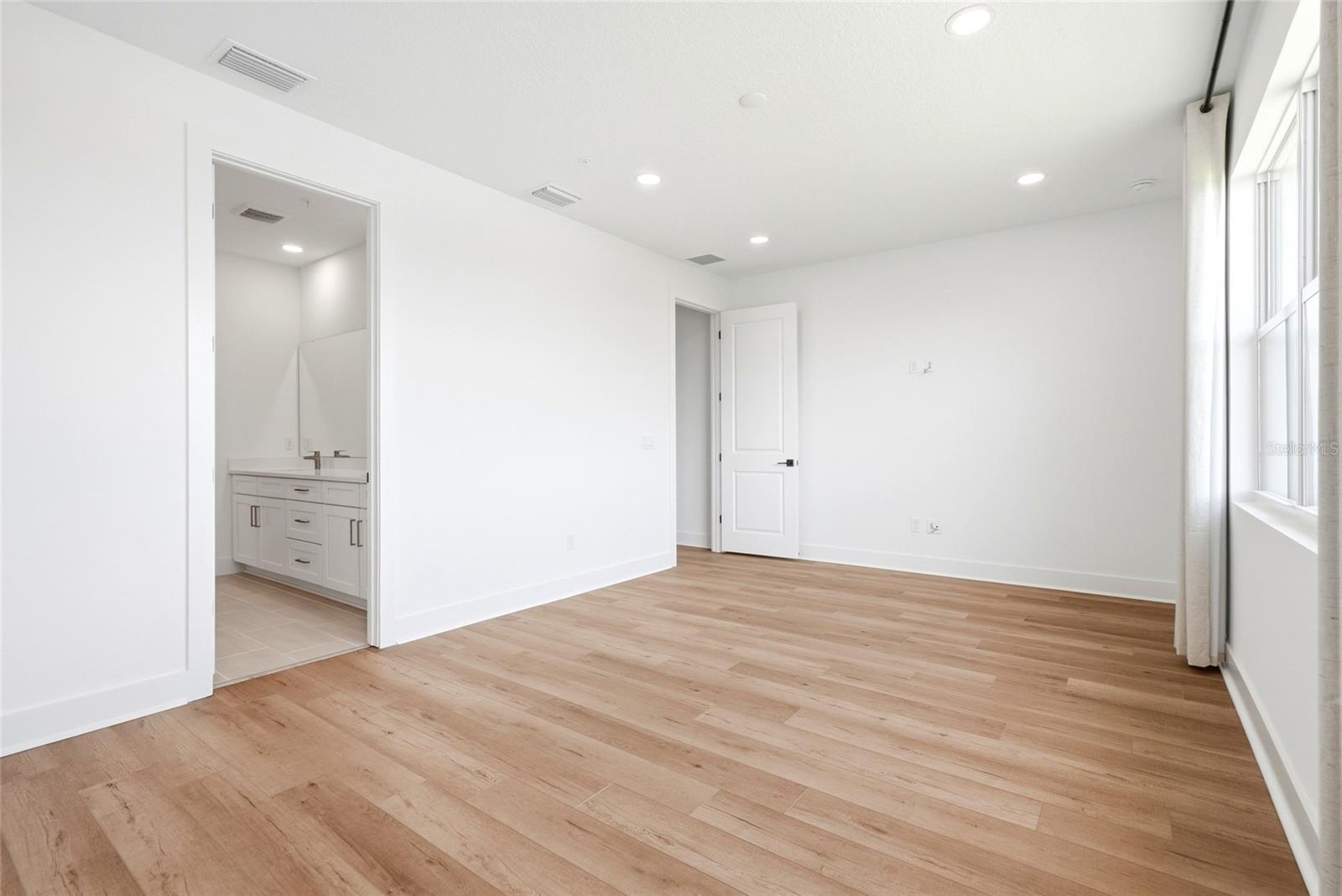 9936 KEY HAVEN RD — photo 26