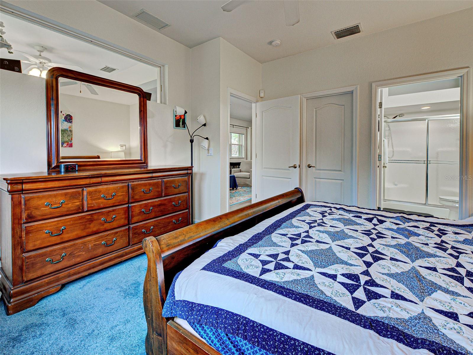 251 VISTA DEL LAGO WAY — photo 24
