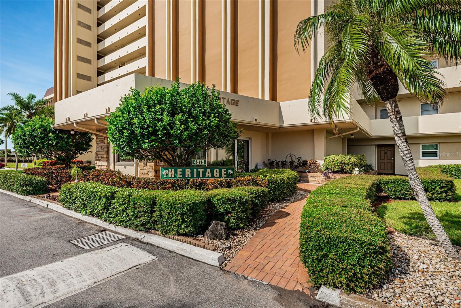 4575 COVE CIR #709 — photo 34