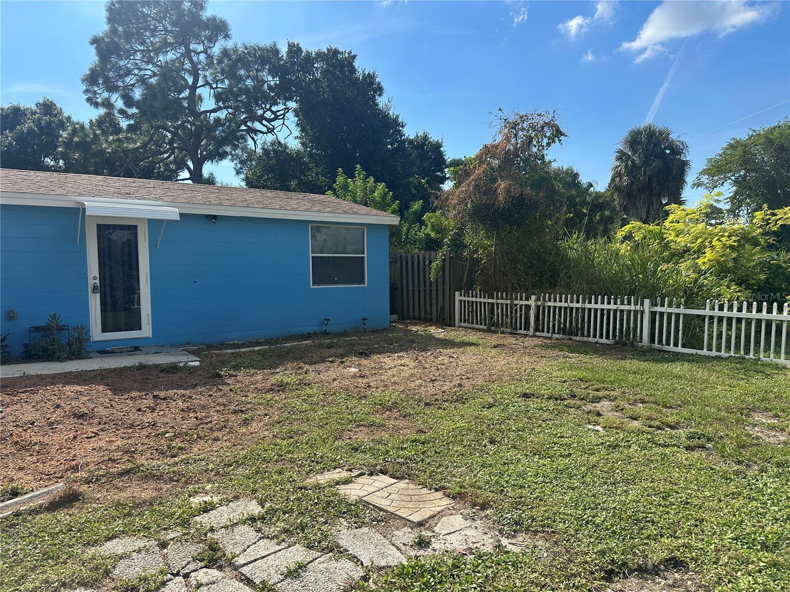 2184 WOODMERE RD — photo 3