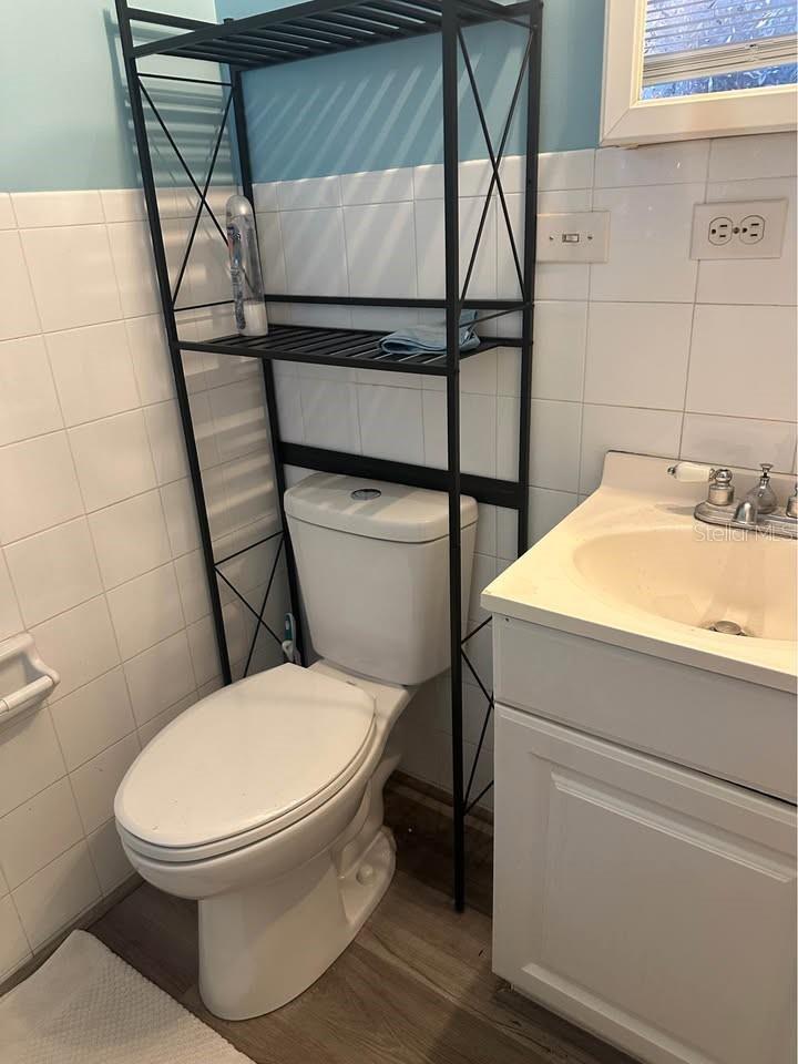 2184 WOODMERE RD — photo 18