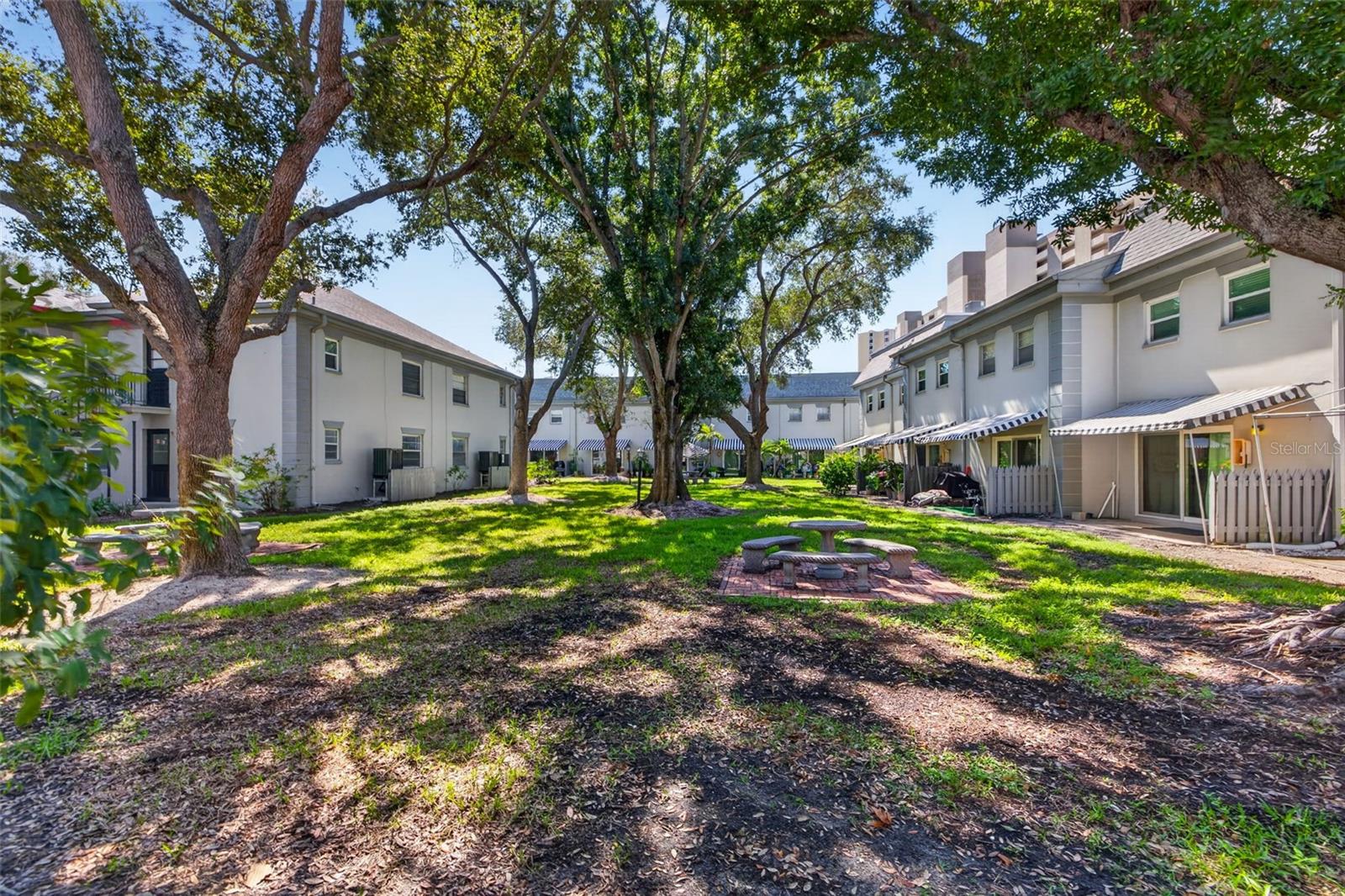 6982 SUNSET DR S #6982 — photo 16