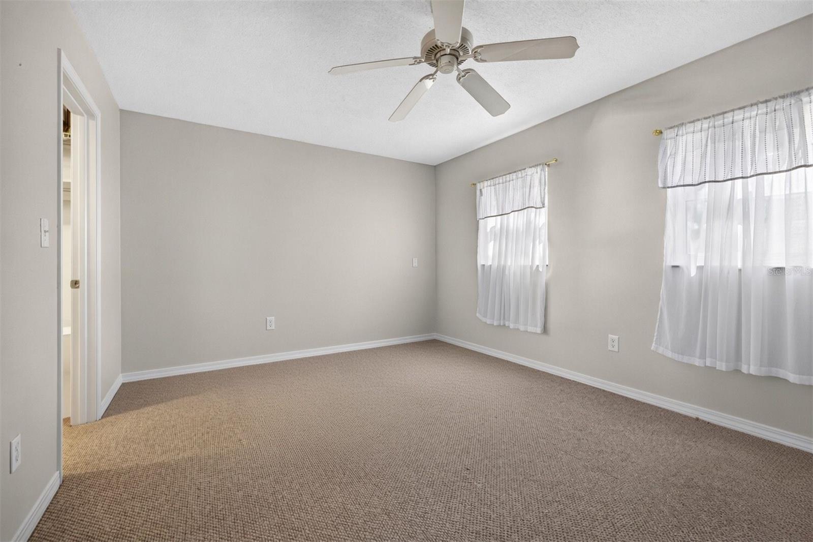 6982 SUNSET DR S #6982 — photo 10