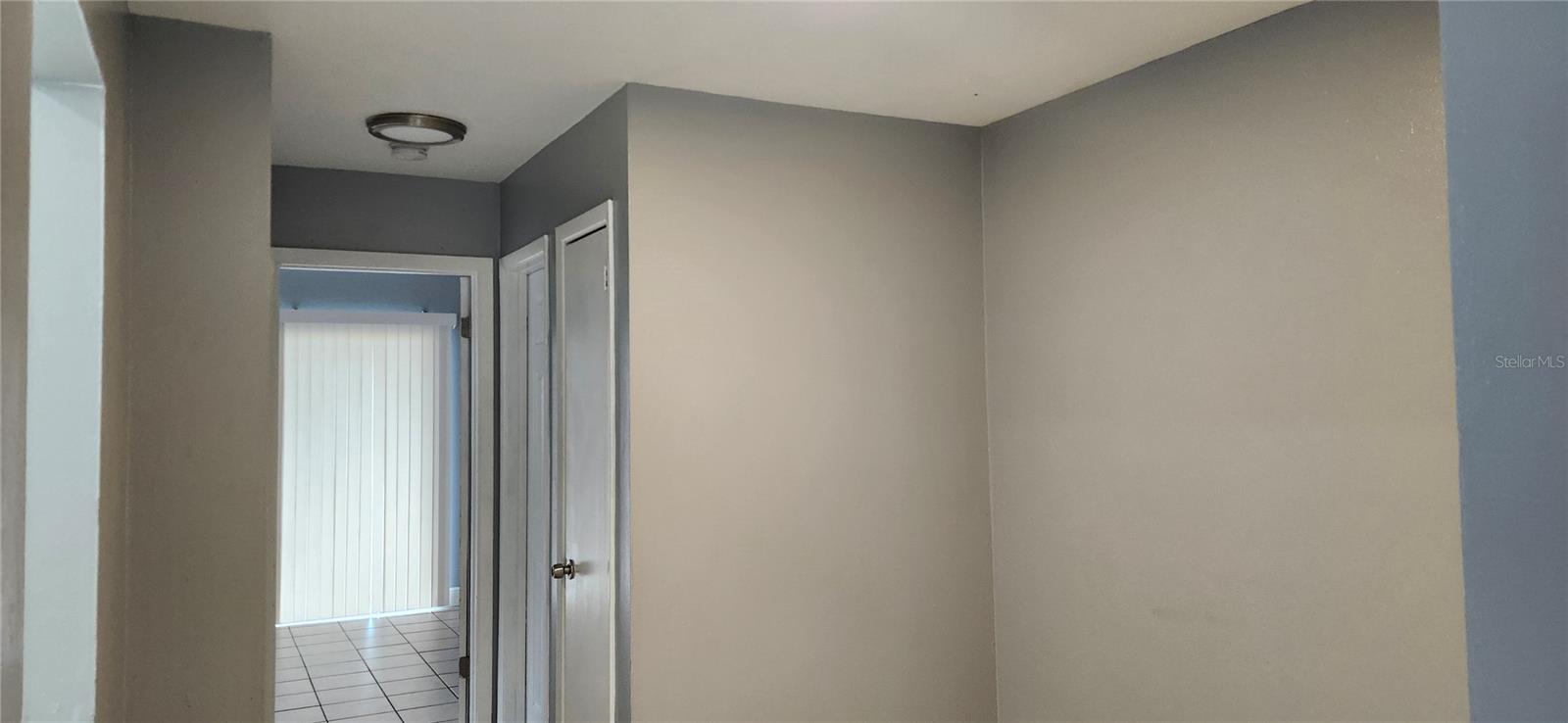 1422 E SENECA AVE #A — photo 4