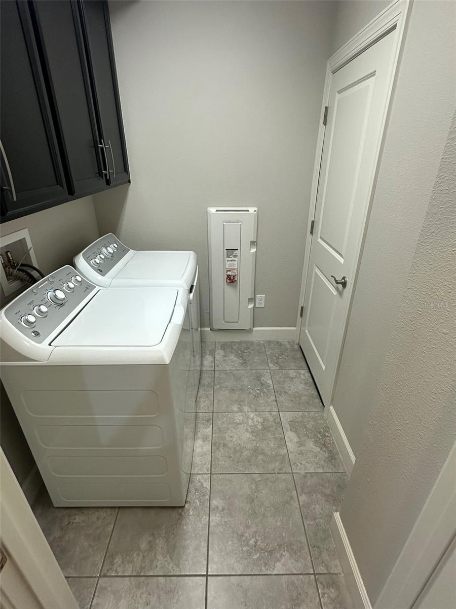 6072 MOORINGS DR S — photo 18