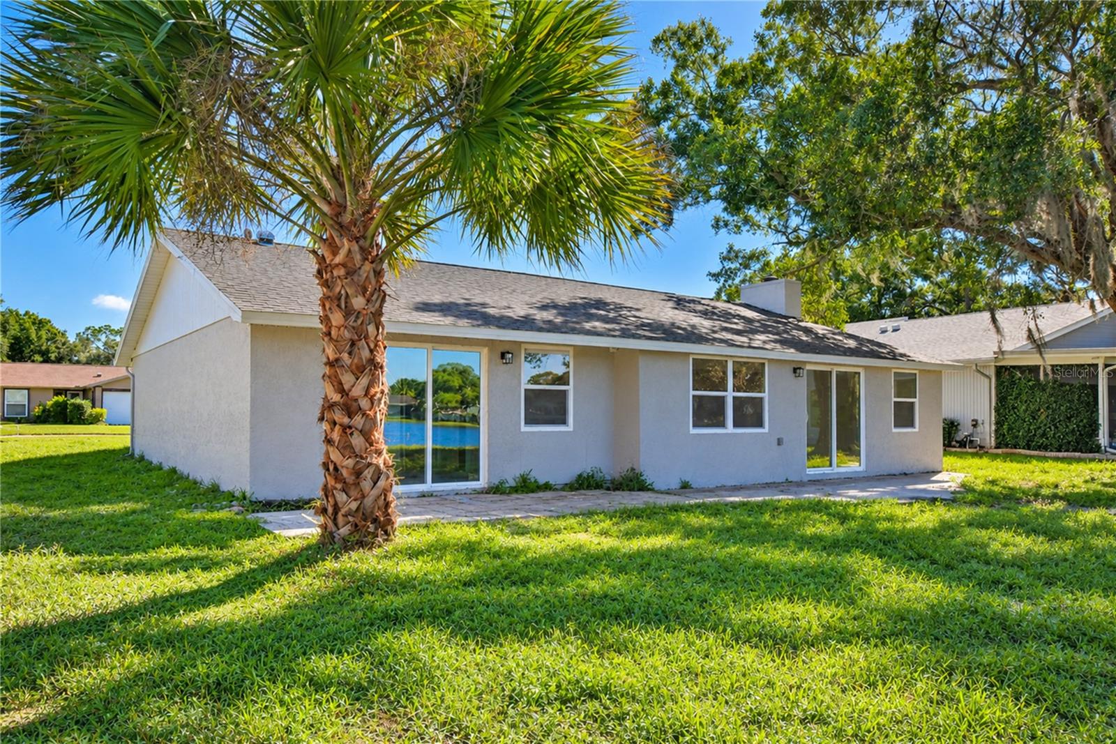 404 LAKEVIEW DR — photo 40