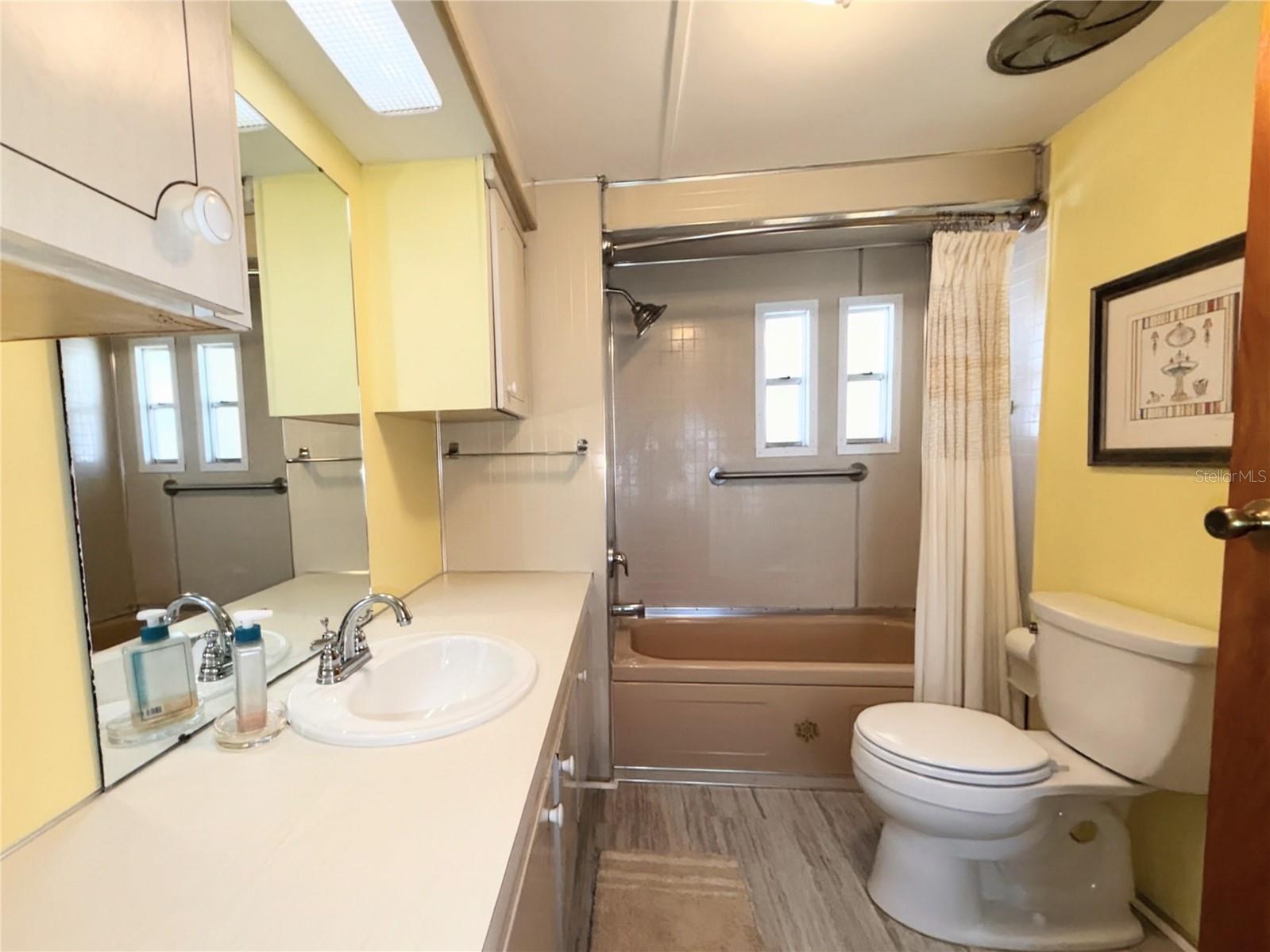 802 TURF — photo 11