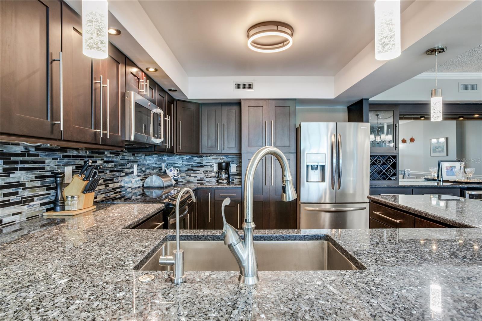 17400 GULF BLVD #B9 — photo 35
