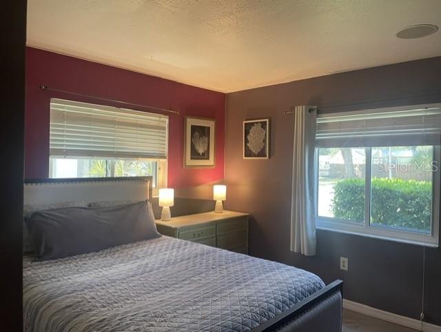 3737 KINGSWOOD DR — photo 18