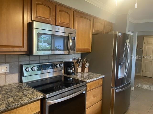 3737 KINGSWOOD DR — photo 5