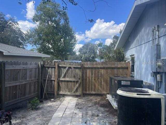 3737 KINGSWOOD DR — photo 27