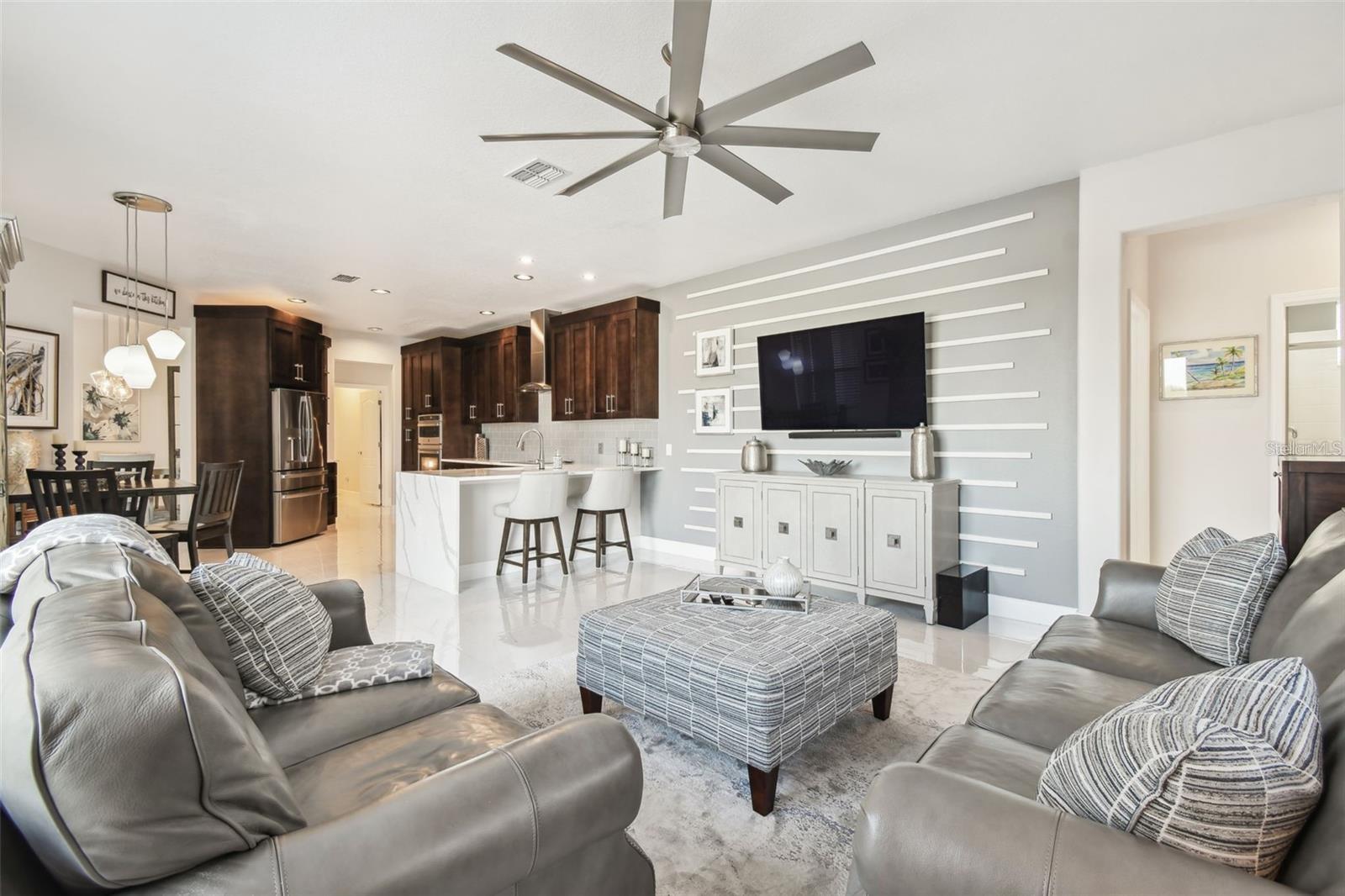 18325 DAVENTRY CT — photo 26