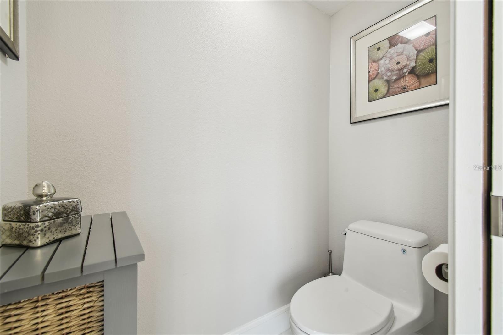 18325 DAVENTRY CT — photo 21