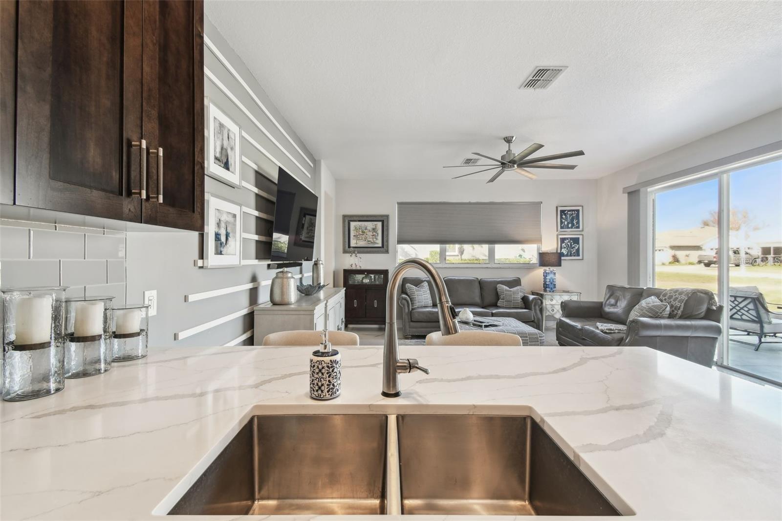 18325 DAVENTRY CT — photo 16