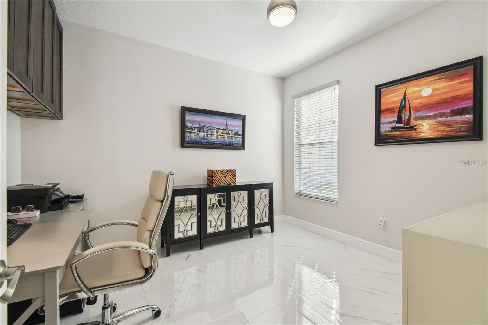 18325 DAVENTRY CT — photo 35