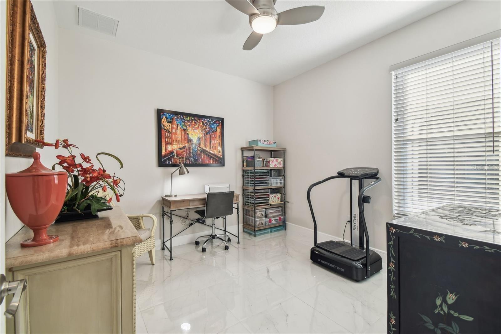 18325 DAVENTRY CT — photo 37