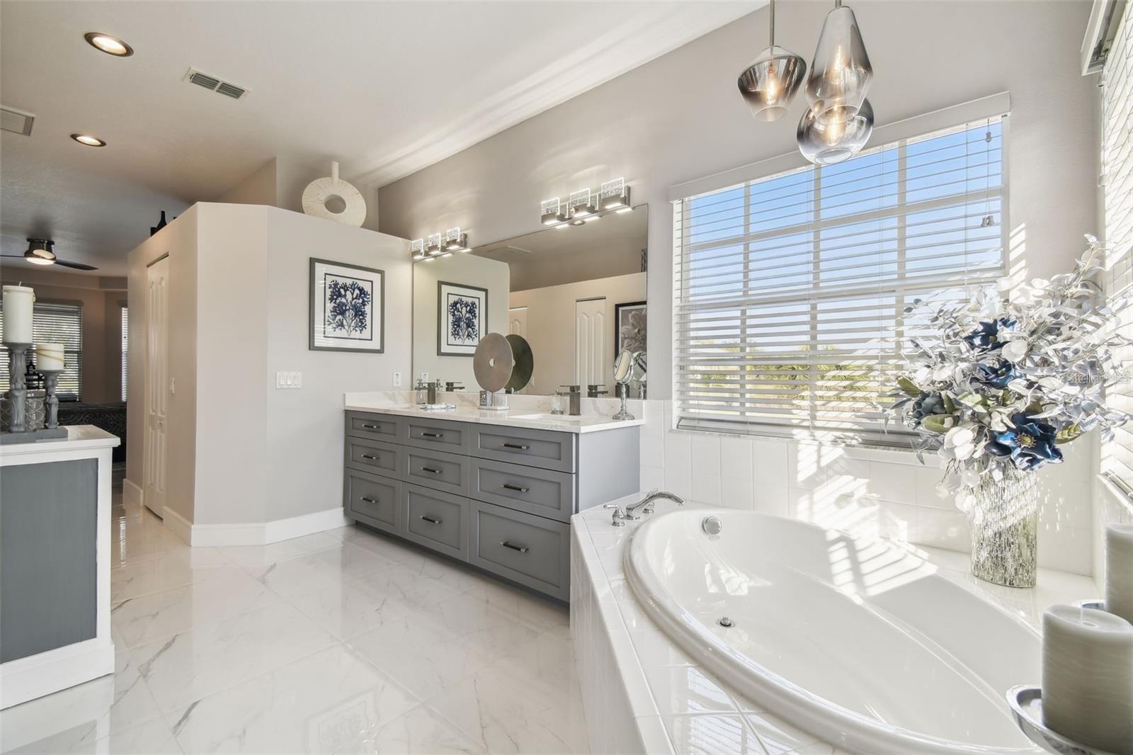 18325 DAVENTRY CT — photo 22