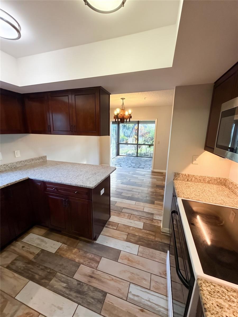 14714 OAK VINE DR — photo 27