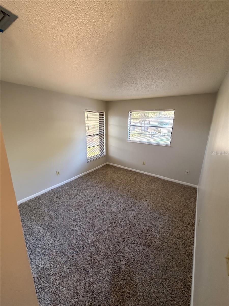 14714 OAK VINE DR — photo 37