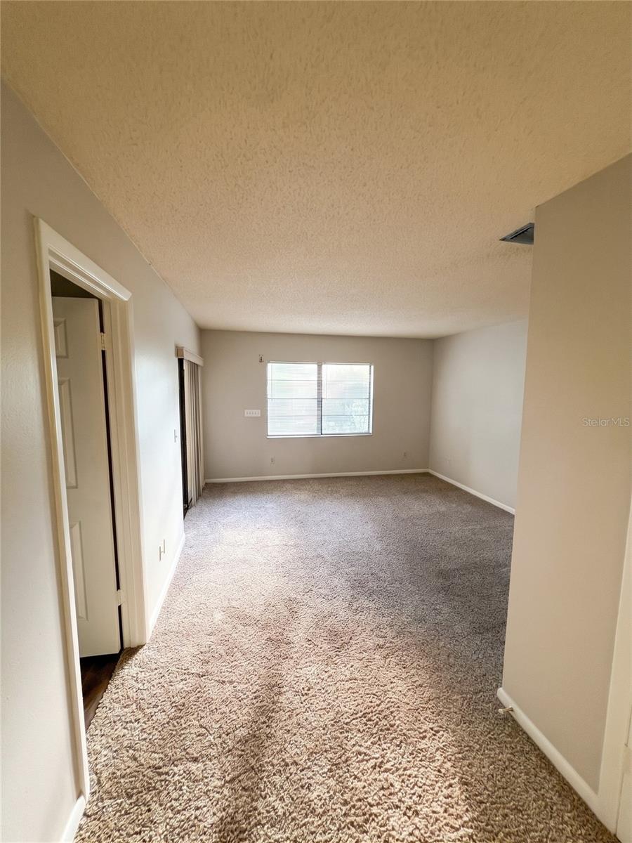 14714 OAK VINE DR — photo 10