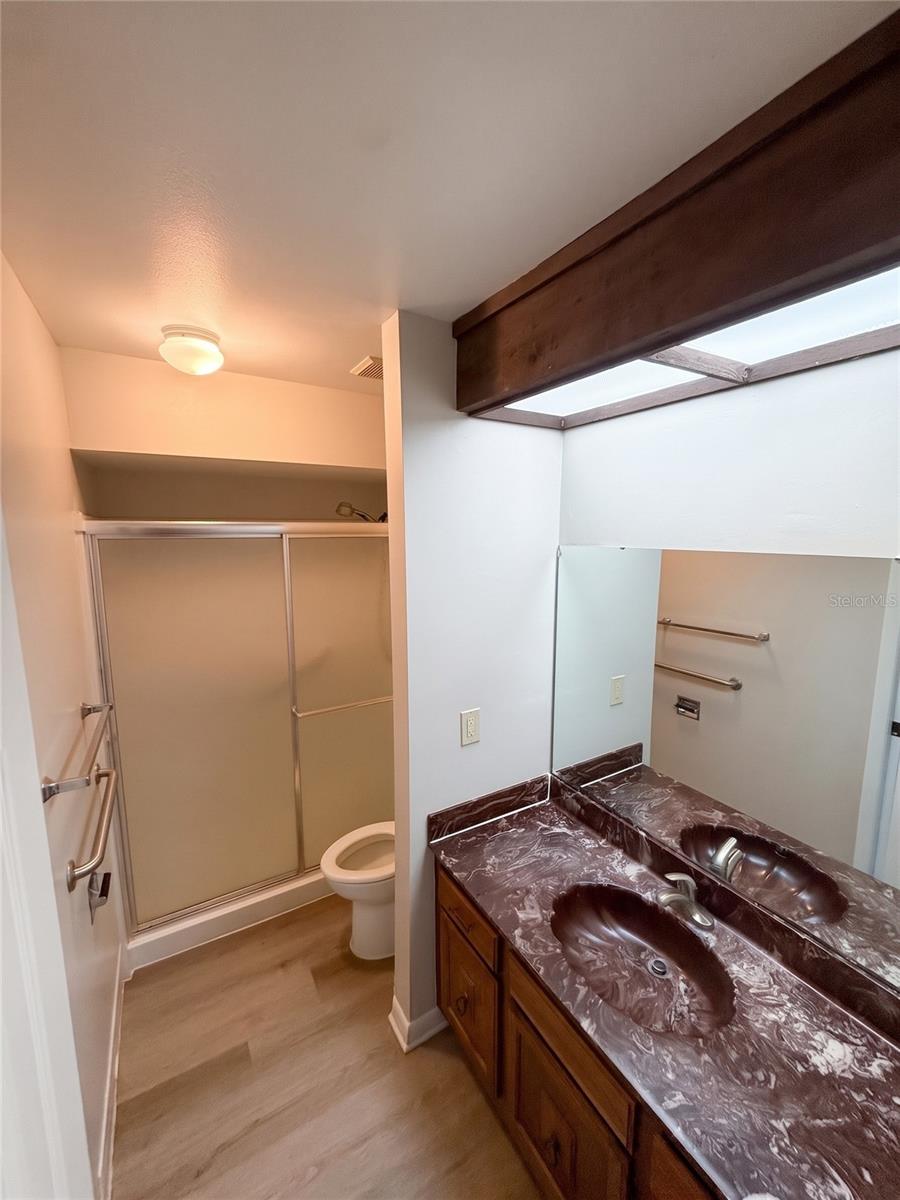 14714 OAK VINE DR — photo 9