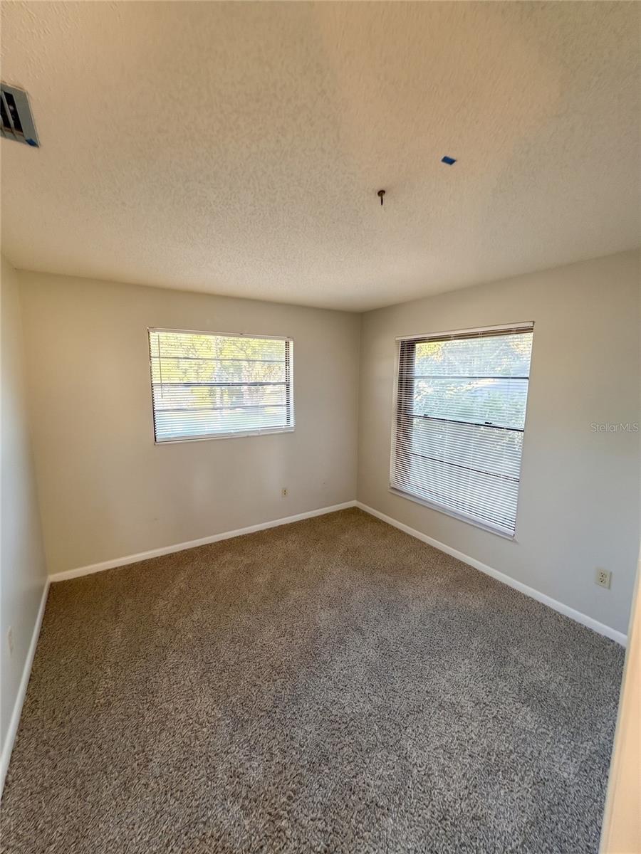 14714 OAK VINE DR — photo 32