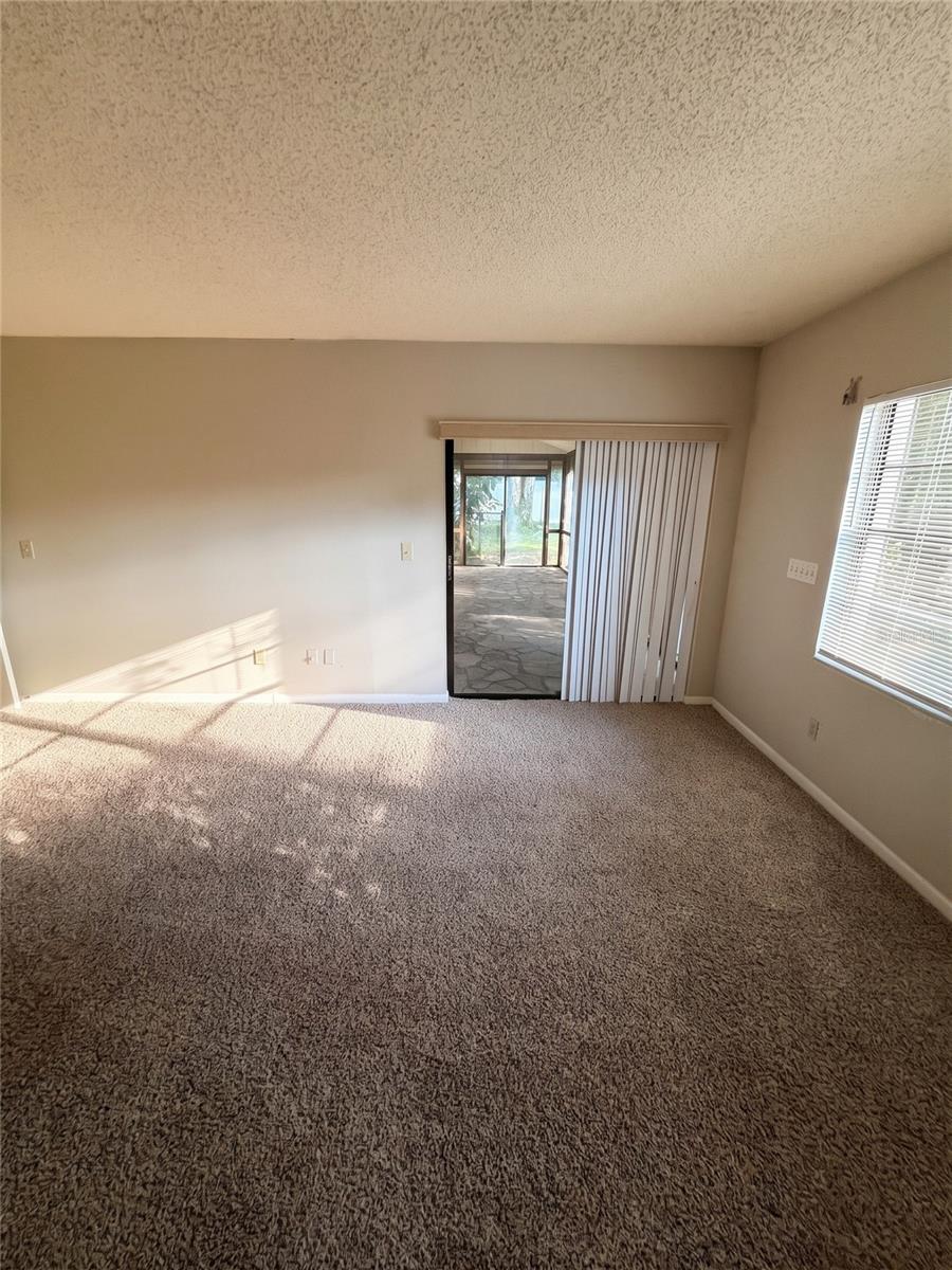 14714 OAK VINE DR — photo 11