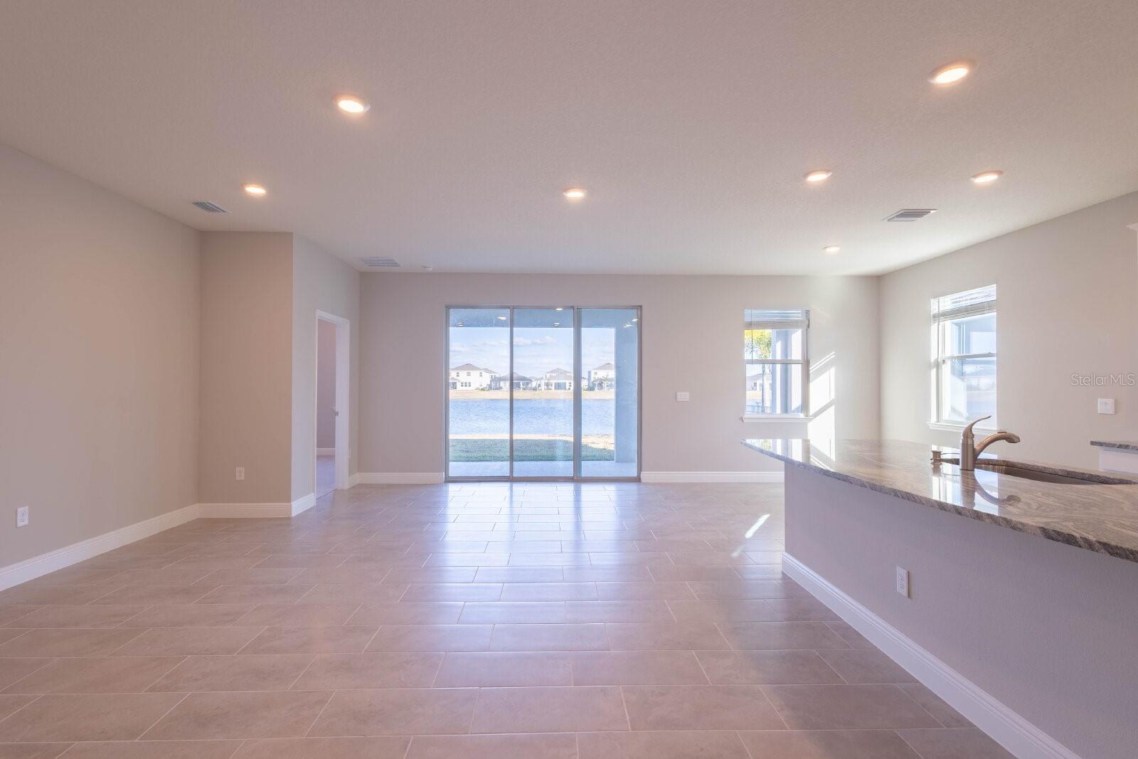 345 MANGROVE MANOR DR — photo 4