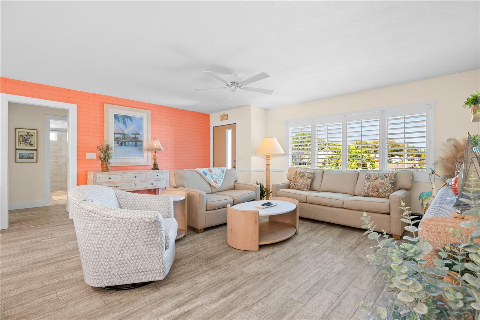 929 SANTA MONICA DR — photo 7