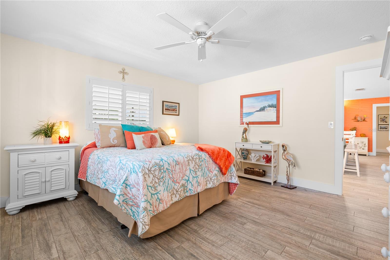 929 SANTA MONICA DR — photo 20