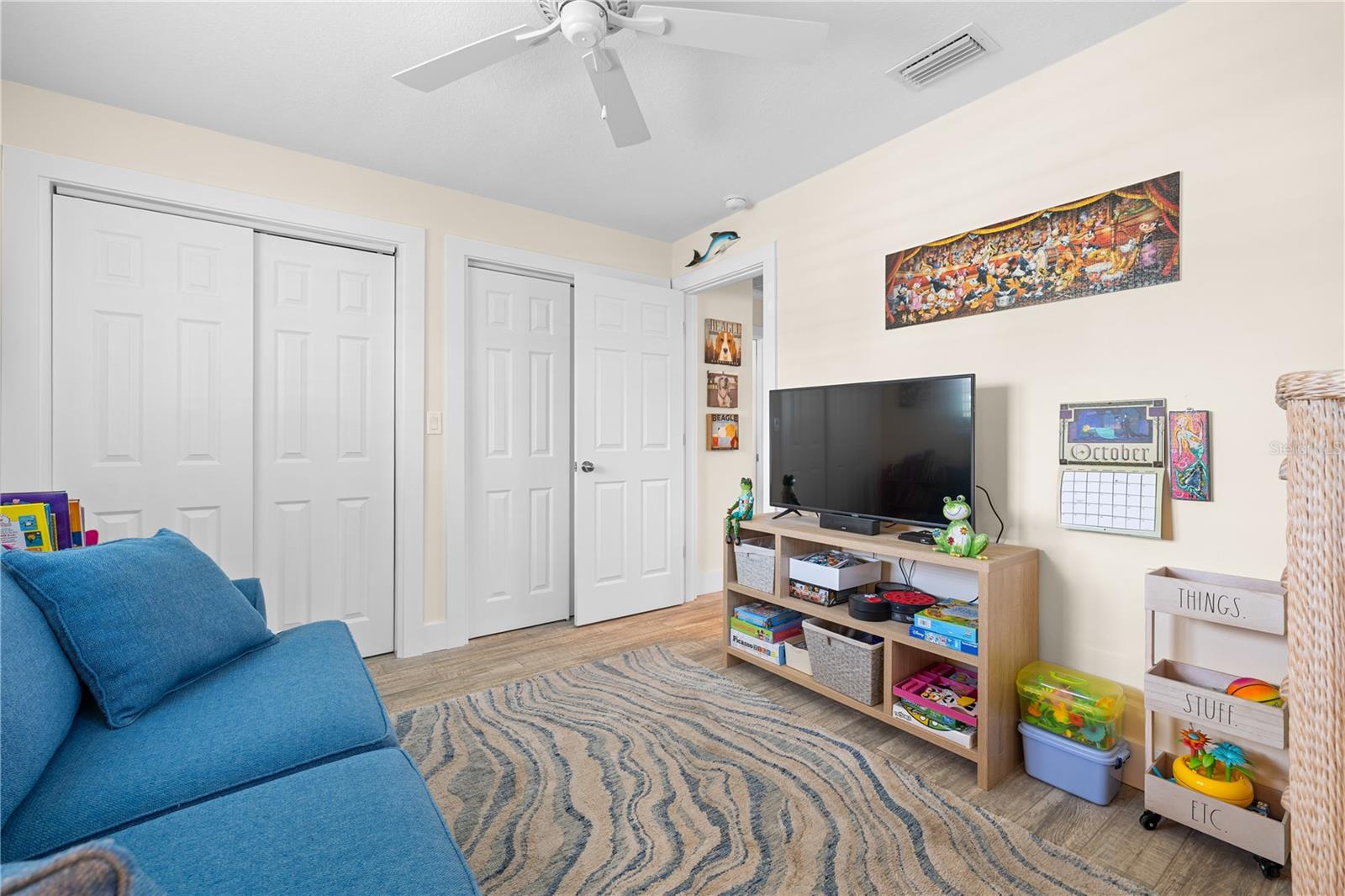 929 SANTA MONICA DR — photo 28