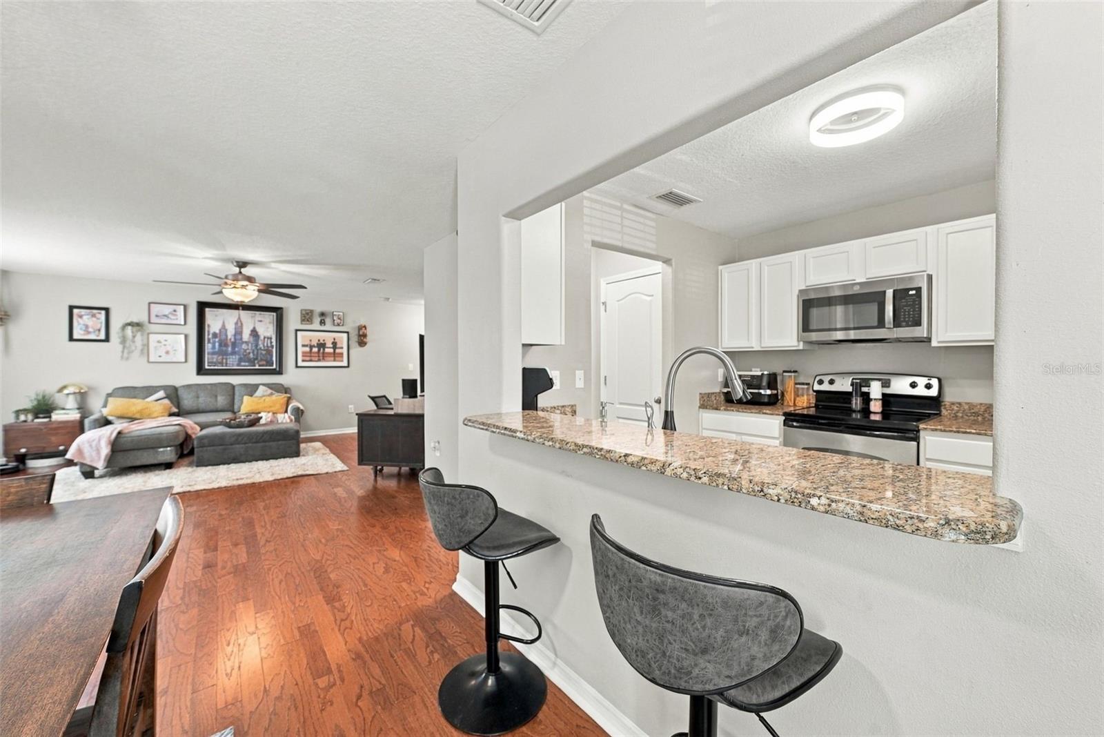 10938 KEYS GATE DR — photo 6