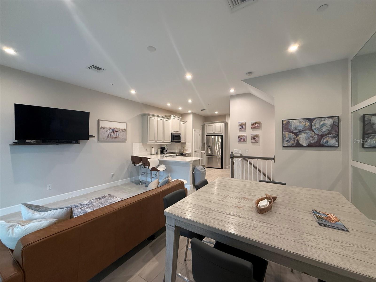 5544 CANNES CIR — photo 11