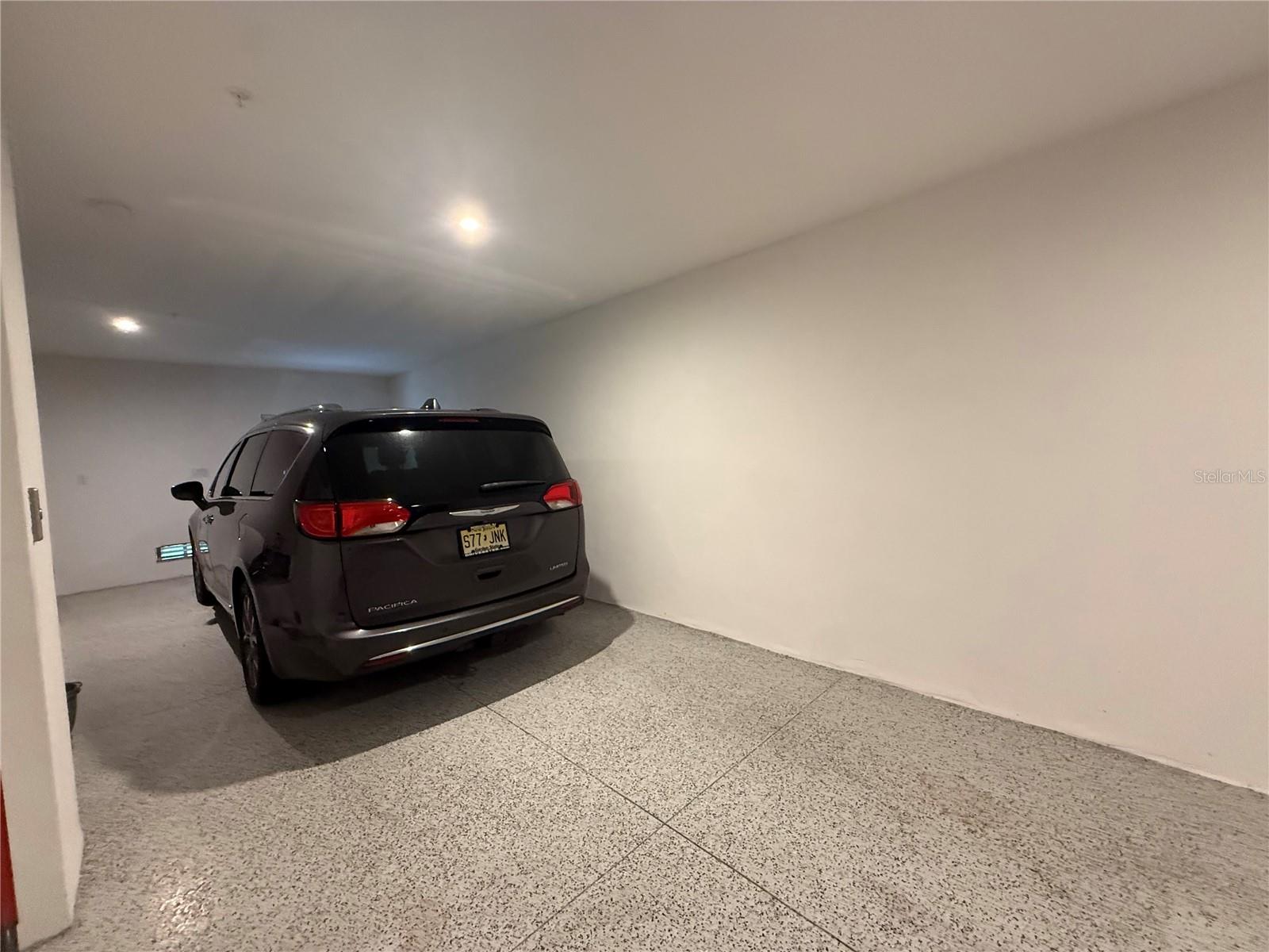 5544 CANNES CIR — photo 4