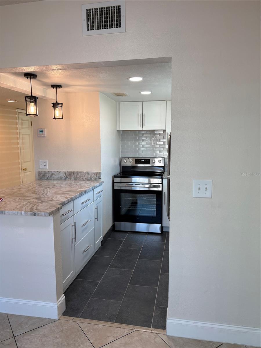 555 69TH AVE #1 — photo 20