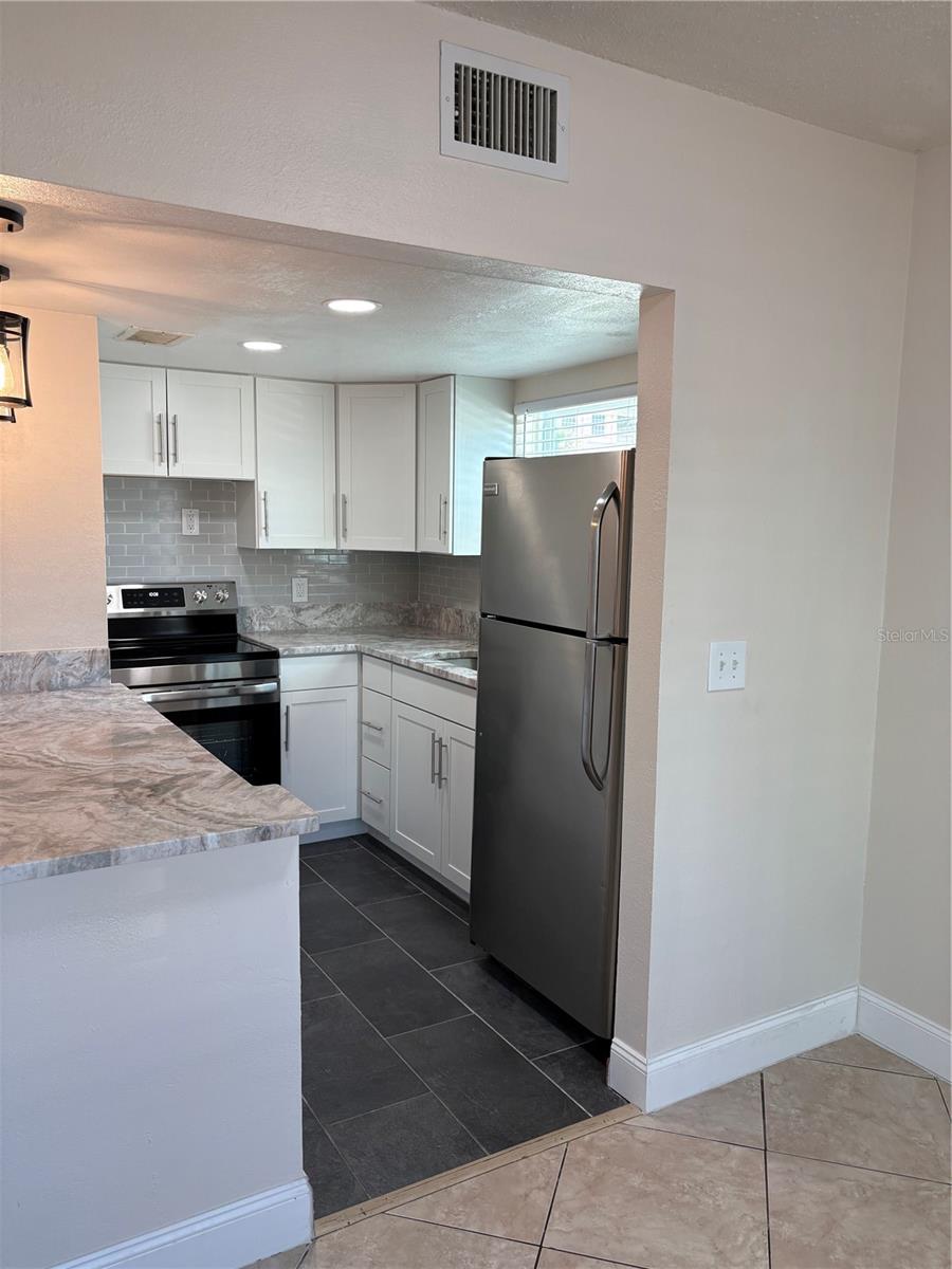 555 69TH AVE #1 — photo 12