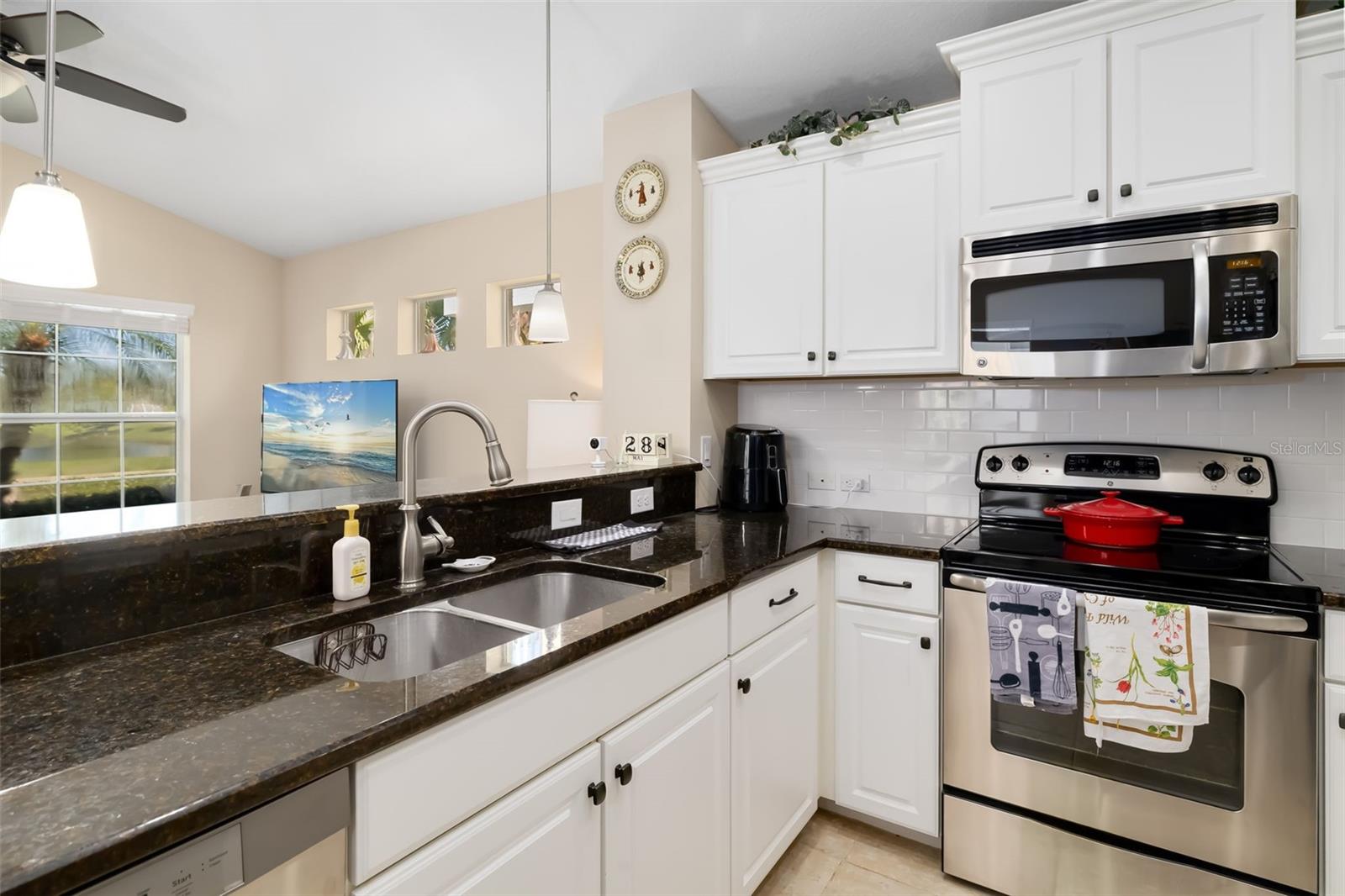 6417 PINE BREEZE RUN — photo 12