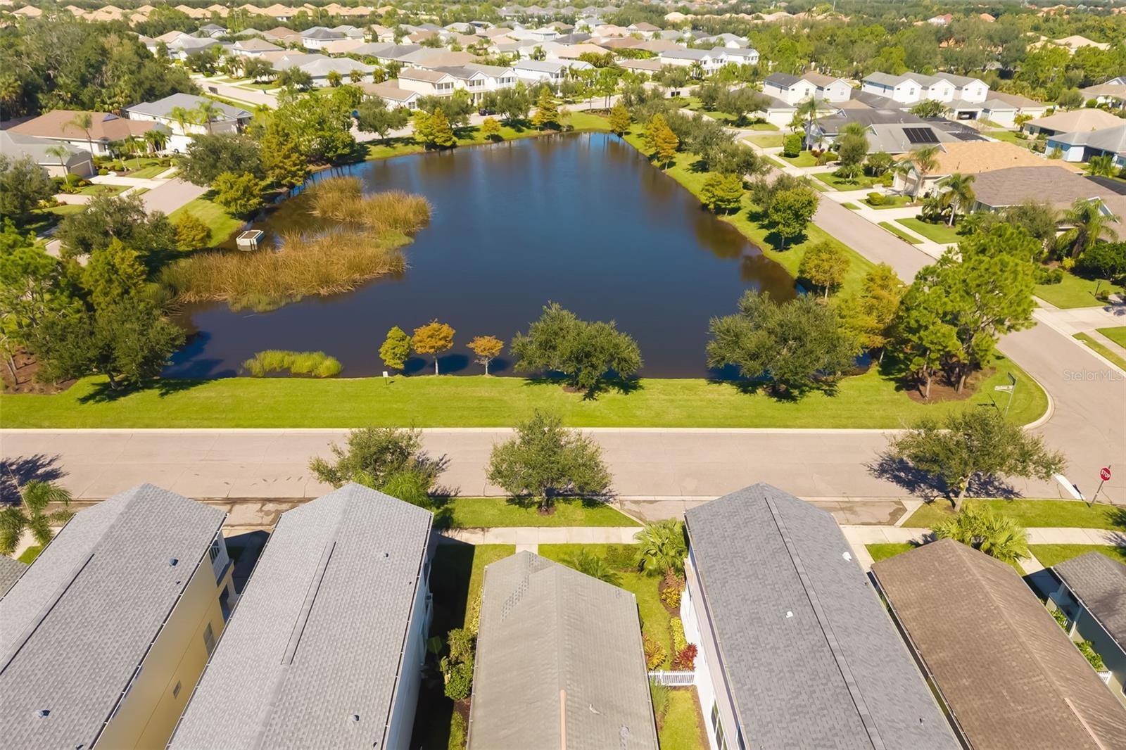 6417 PINE BREEZE RUN — photo 48
