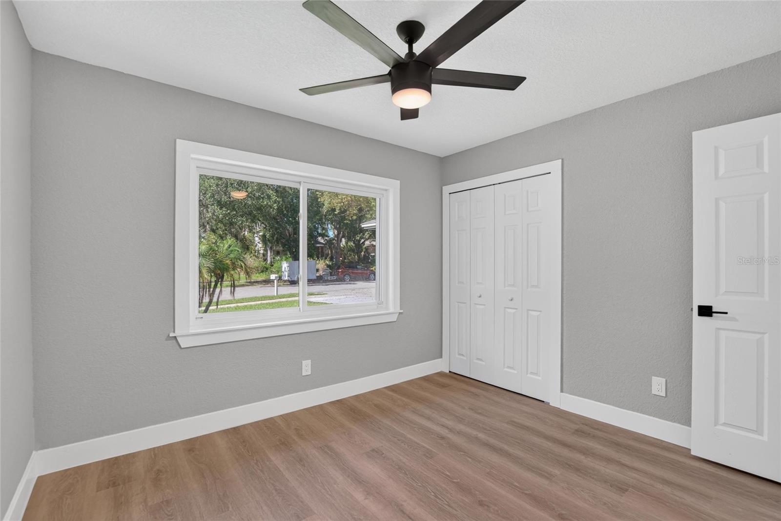 605 HILLPOINT WAY — photo 41